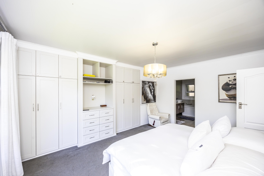 4 Bedroom Property for Sale in Beacon Bay Eastern Cape